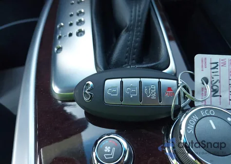 2016 Infiniti Q70 3.7 из США, поврежденный, VIN JN1BY1AP8GM220351